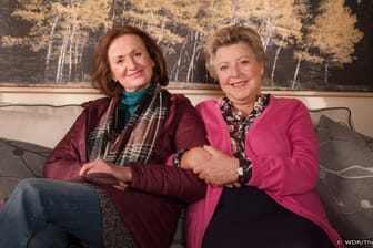 Irene Fischer und Marie-Luise Marjan sind bester Laune.