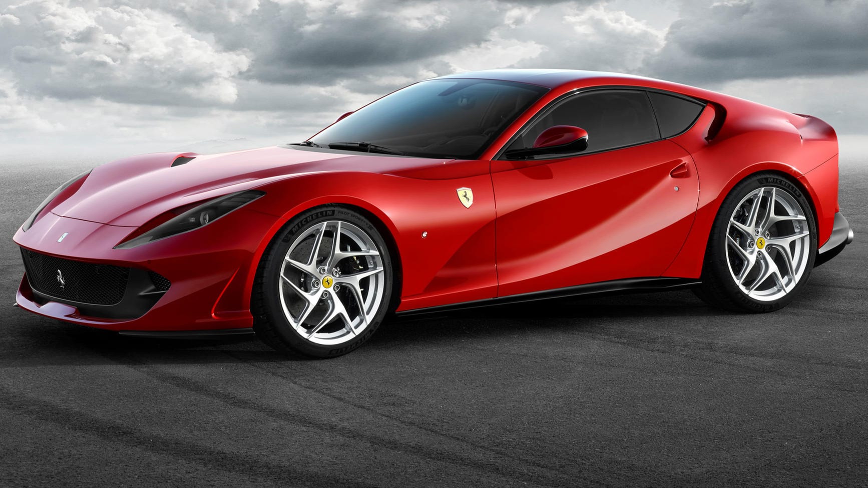 Rasantes Geburtstagsgeschenk: Ferrari 812 Superfast.
