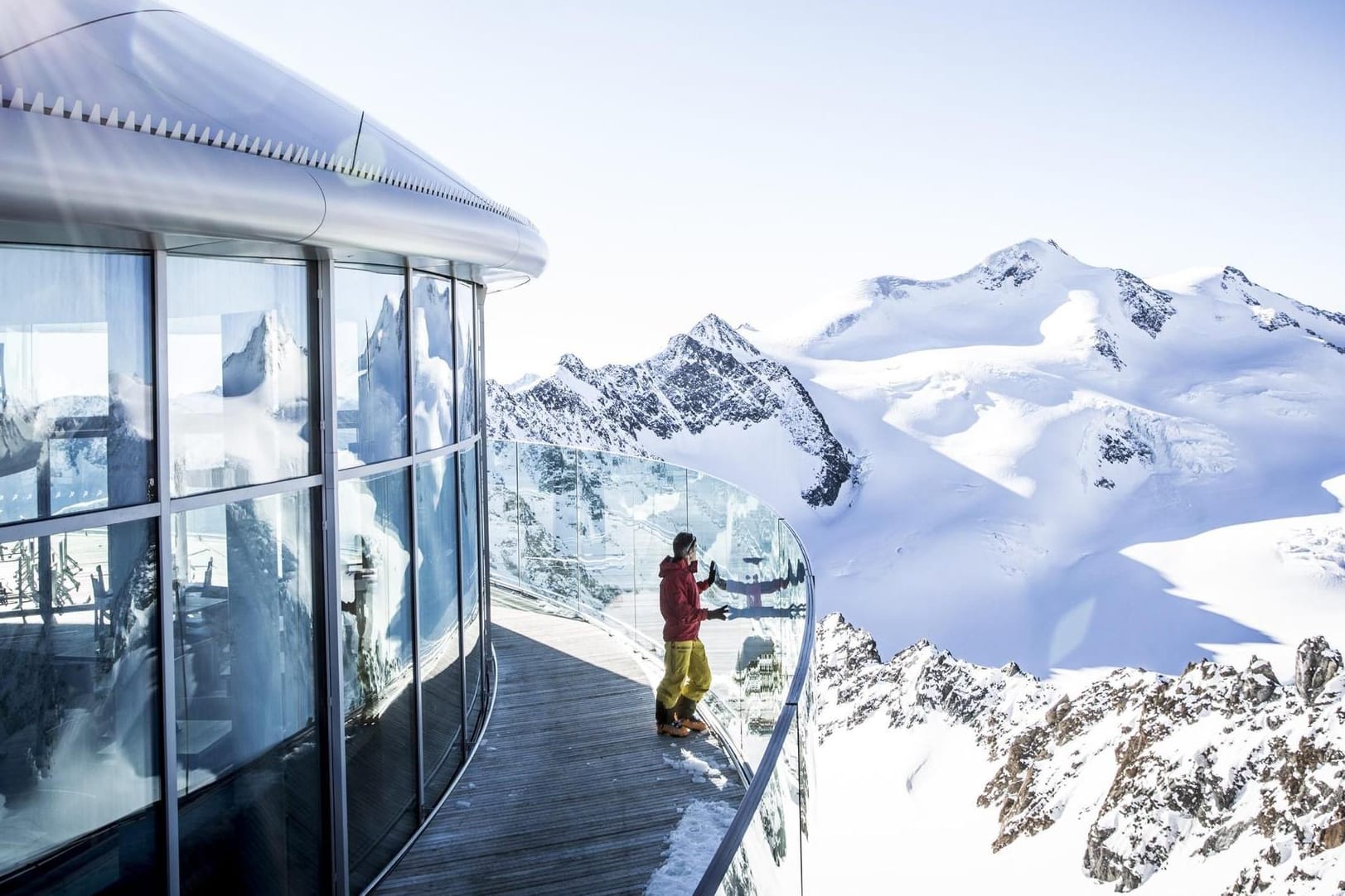 ''Café 3440'' am Pitztaler Gletscher.