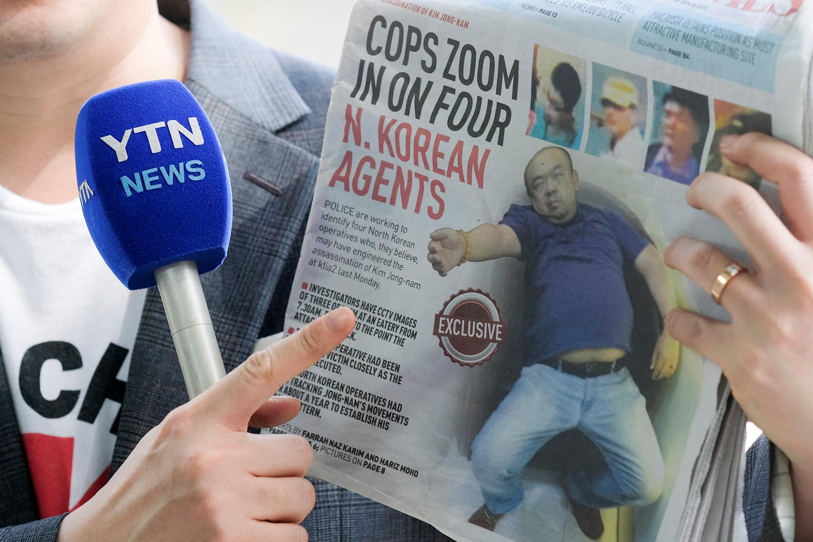 Eine Zeitung aus Kuala Lumpur widmet ihre Titelstory dem Mordfall.