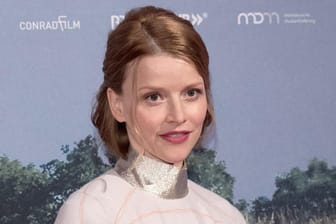 Die Schauspielerin Karoline Schuch am 1. Februar bei der Premiere des Films "Katharina Luther" in Berlin.