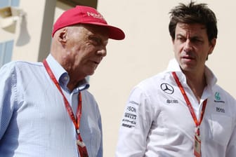Bleiben dem Mercedes-Rennstall langfristig erhalten: Niki Lauda (li.) und Toto Wolff.