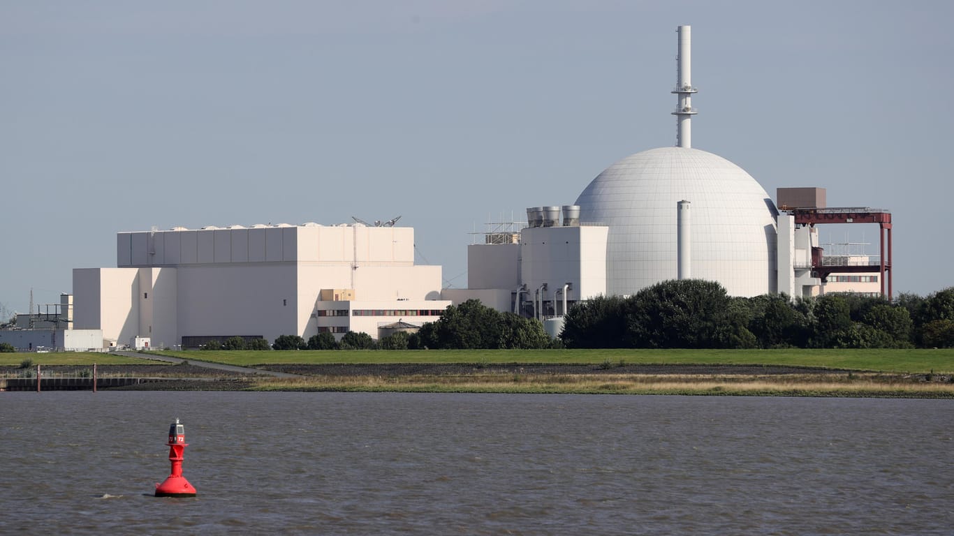 Das Atomkraftwerk Brokdorf an der Elbe in Schleswig-Holstein.