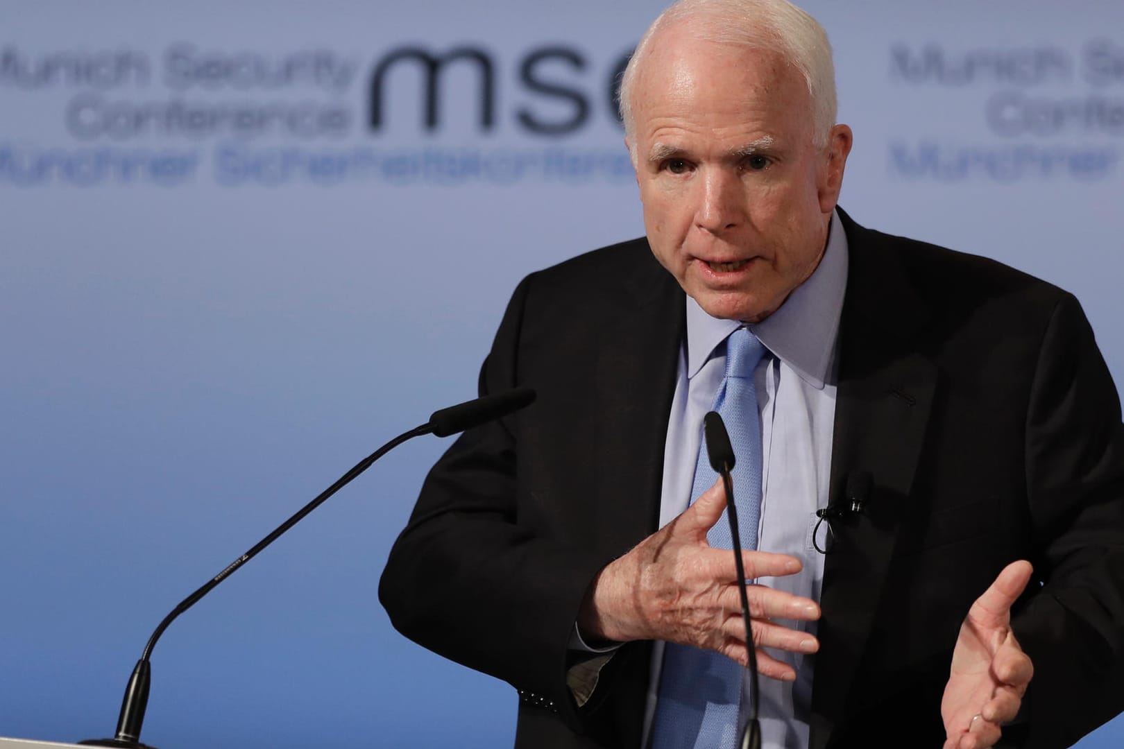 John McCain auf der Münchner Sicherheitskonferenz 2017.