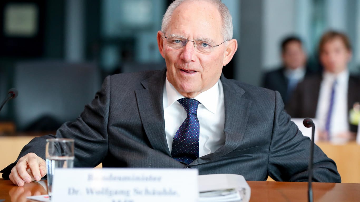 Finanzminister Wolfgang Schäuble wacht über den deutschen Haushalt.