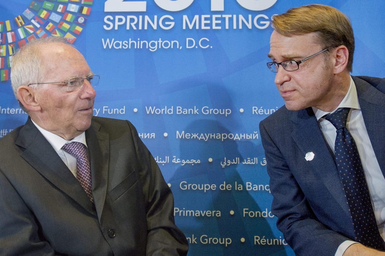 Wolfgang Schaeuble mit Bundesbank-Chef Jens Weidmann.