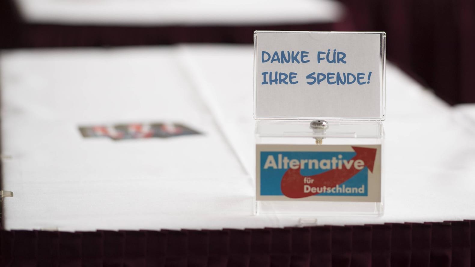 Für die einstigen Senkrechtstarter von der AfD geht es umfragemäßig derzeit in eine andere Richtung.