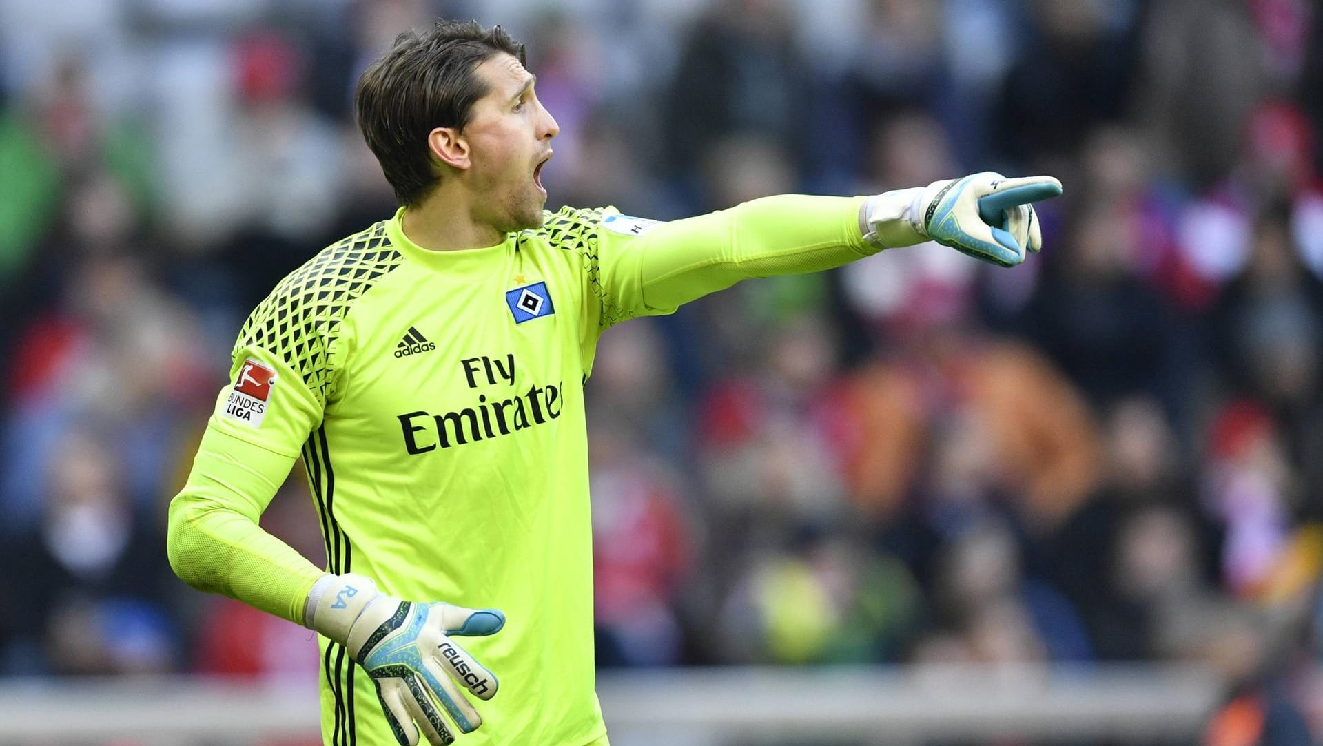 HSV-Torwart René Adler bekam acht Gegentore gegen den FC Bayern. HSV-Torwart René Adler bekam acht Gegentore gegen den FC Bayern.