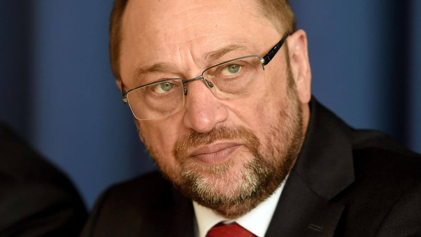 Martin Schulz' Ankündigungen wie zur Reform der Agenda 2010 nehmen viele Wähler offenbar nicht für bare Münze.
