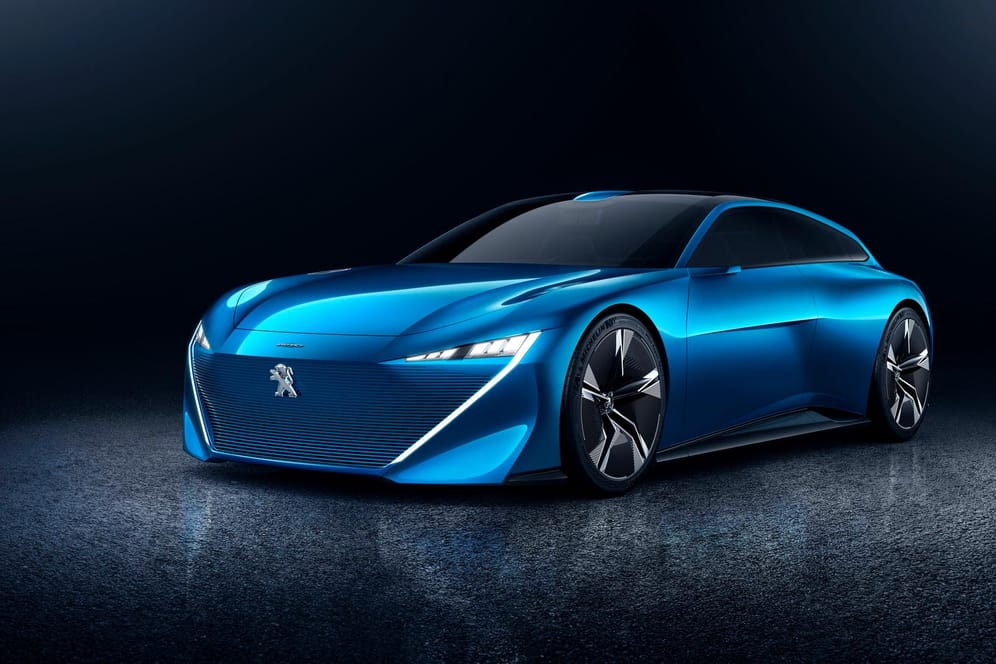 Peugeot stellt auf dem Genfer Salon mit dem Instinct Concept die Studie eines autonomen Kombis vor.