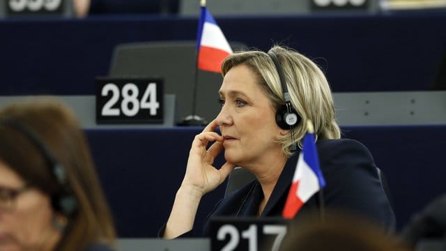 Marine le Pen Mitte Januar während einer Sitzung des Europäischen Parlaments in Straßburg. Marine le Pen Mitte Januar während einer Sitzung des Europäischen Parlaments in Straßburg.