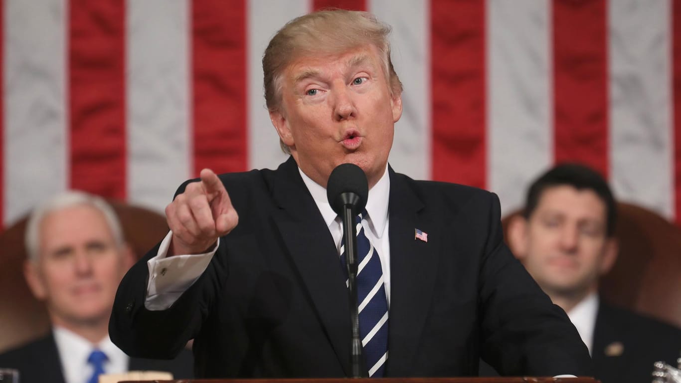 Donald Trump spricht zum ersten Mal vor dem Kongress in Washington.