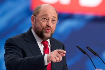 Martin Schulz spricht über eine mögliche Koalition mit der Union.