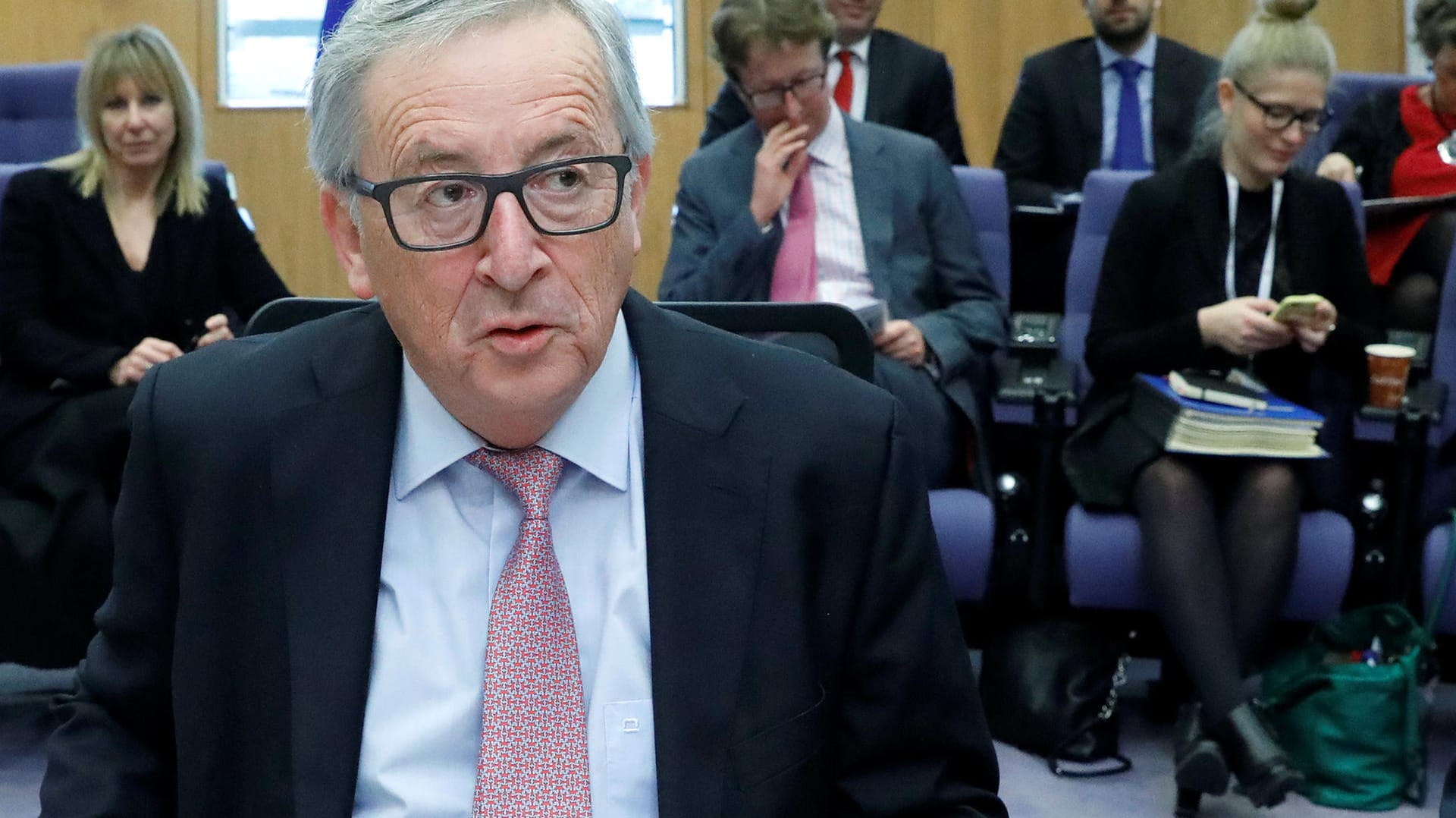 EU-Kommissionschef Jean-Claude Juncker legt "fünf Szenarien" für Zukunft Europas vor. EU-Kommissionschef Jean-Claude Juncker legt "fünf Szenarien" für Zukunft Europas vor.