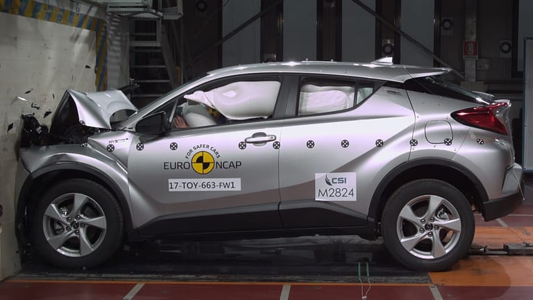 Euro-NCAP: Der Toyota C-HR erhält die Bestwertung von fünf Sternen.