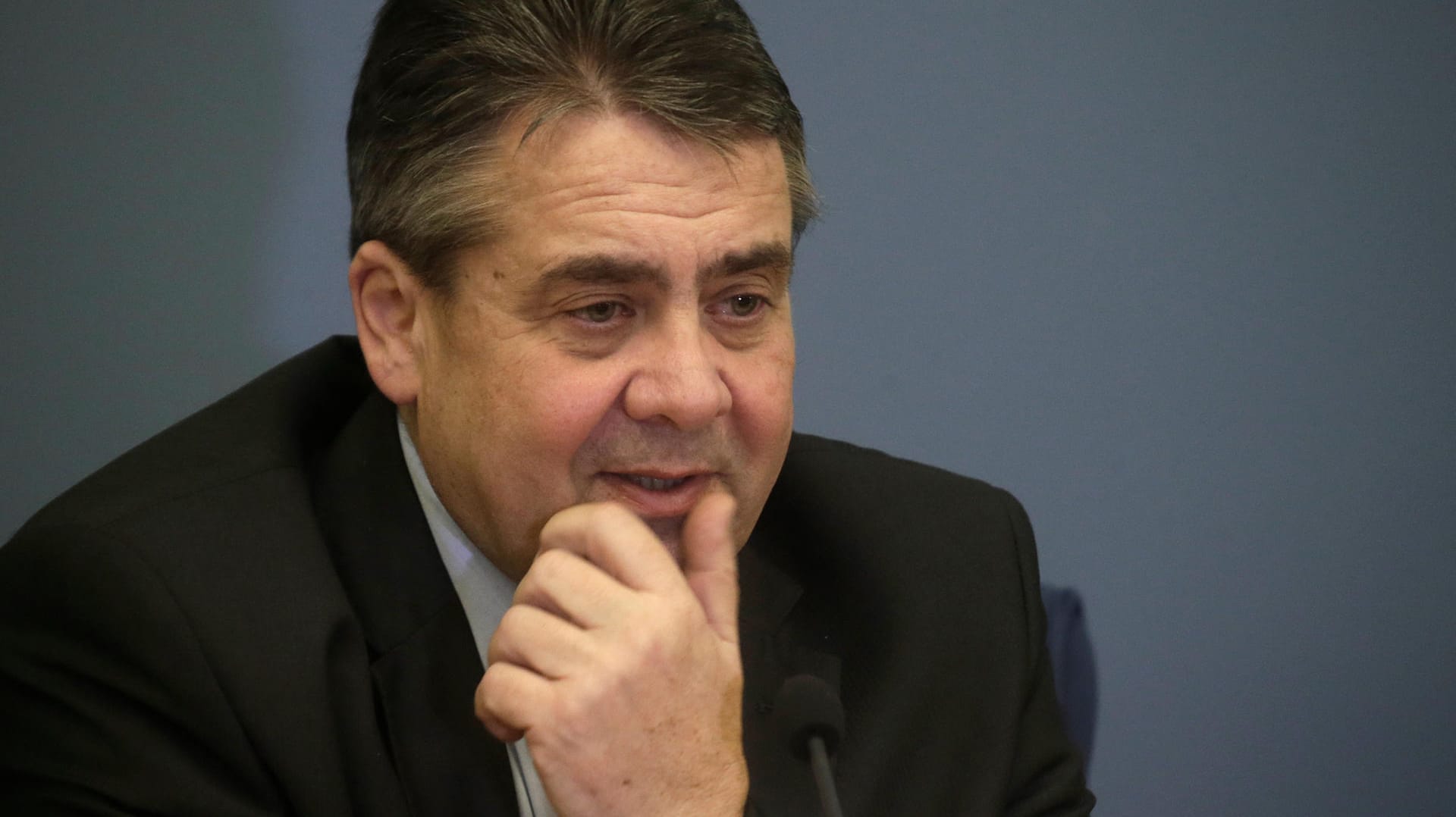 Sigmar Gabriel bei einem Termin vergangene Woche in Riga.