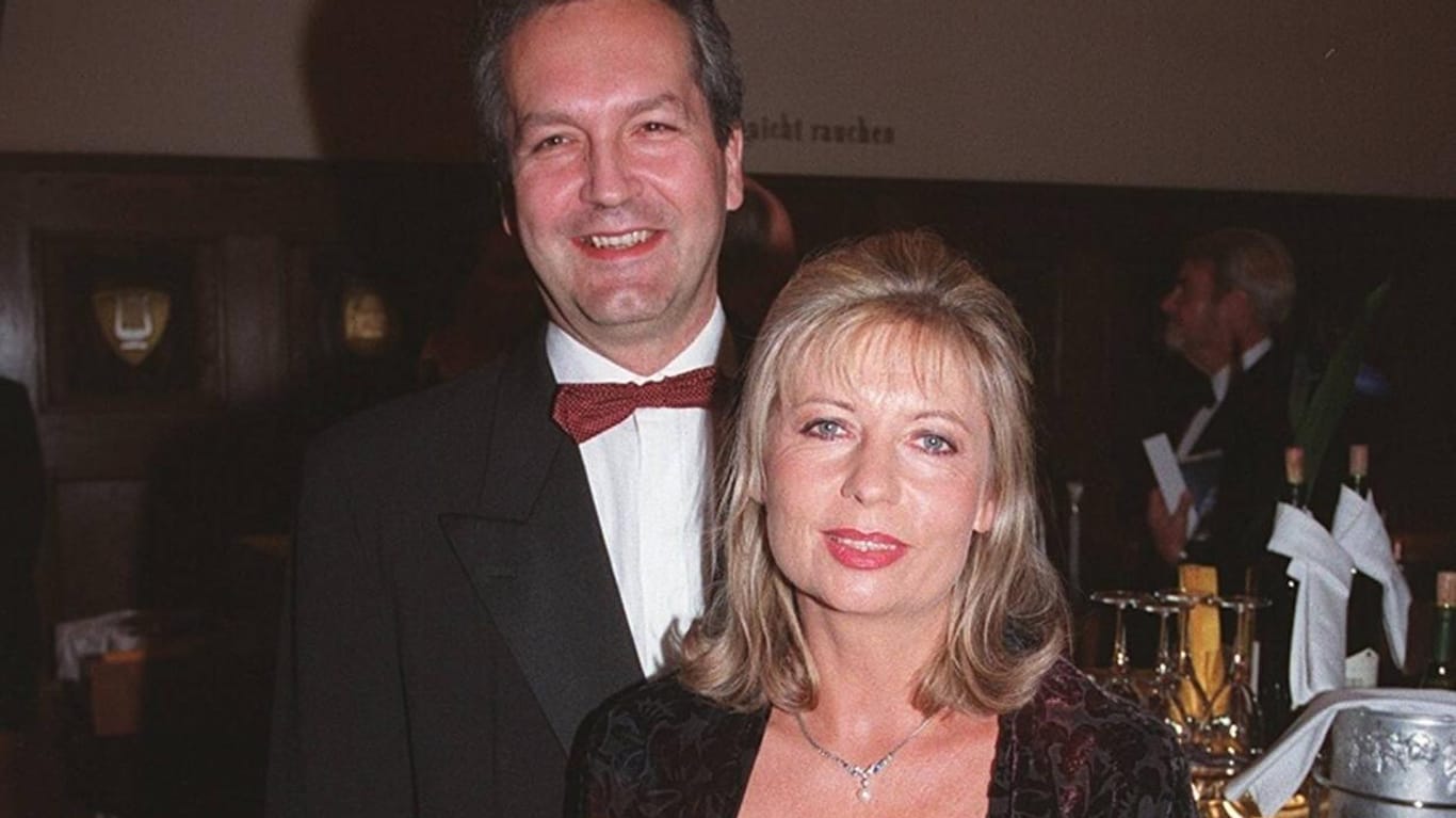 Sabine Postel und ihr Ehemann Dr. Otto Riewoldt im Jahr 1998.