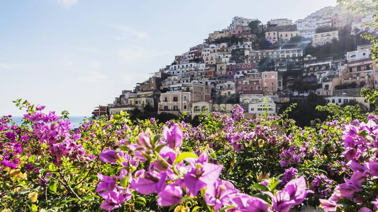 Positano, reizvolles Dorf an der Amalfiküste in der Provinz Salerno