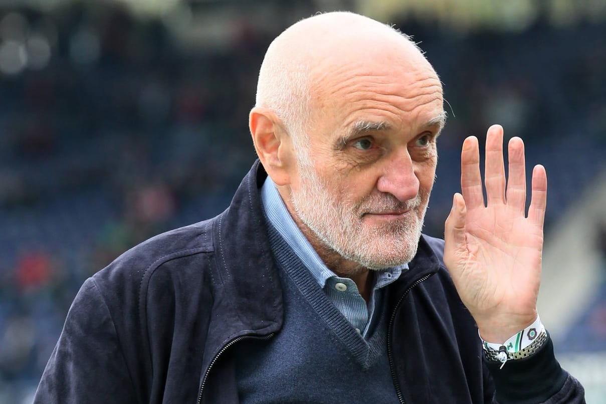 Kritiker: Martin Kind, Klubchef von Hannover 96, äußert sich über Borussia Dortmund.