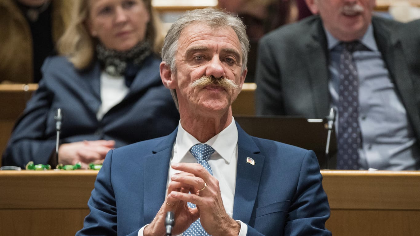 Die Bundeswehr prüft ein Disziplinarverfahren gegen den rheinland-pfälzischen AfD-Fraktionsvorsitzenden Uwe Junge.