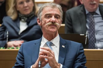 Die Bundeswehr prüft ein Disziplinarverfahren gegen den rheinland-pfälzischen AfD-Fraktionsvorsitzenden Uwe Junge.
