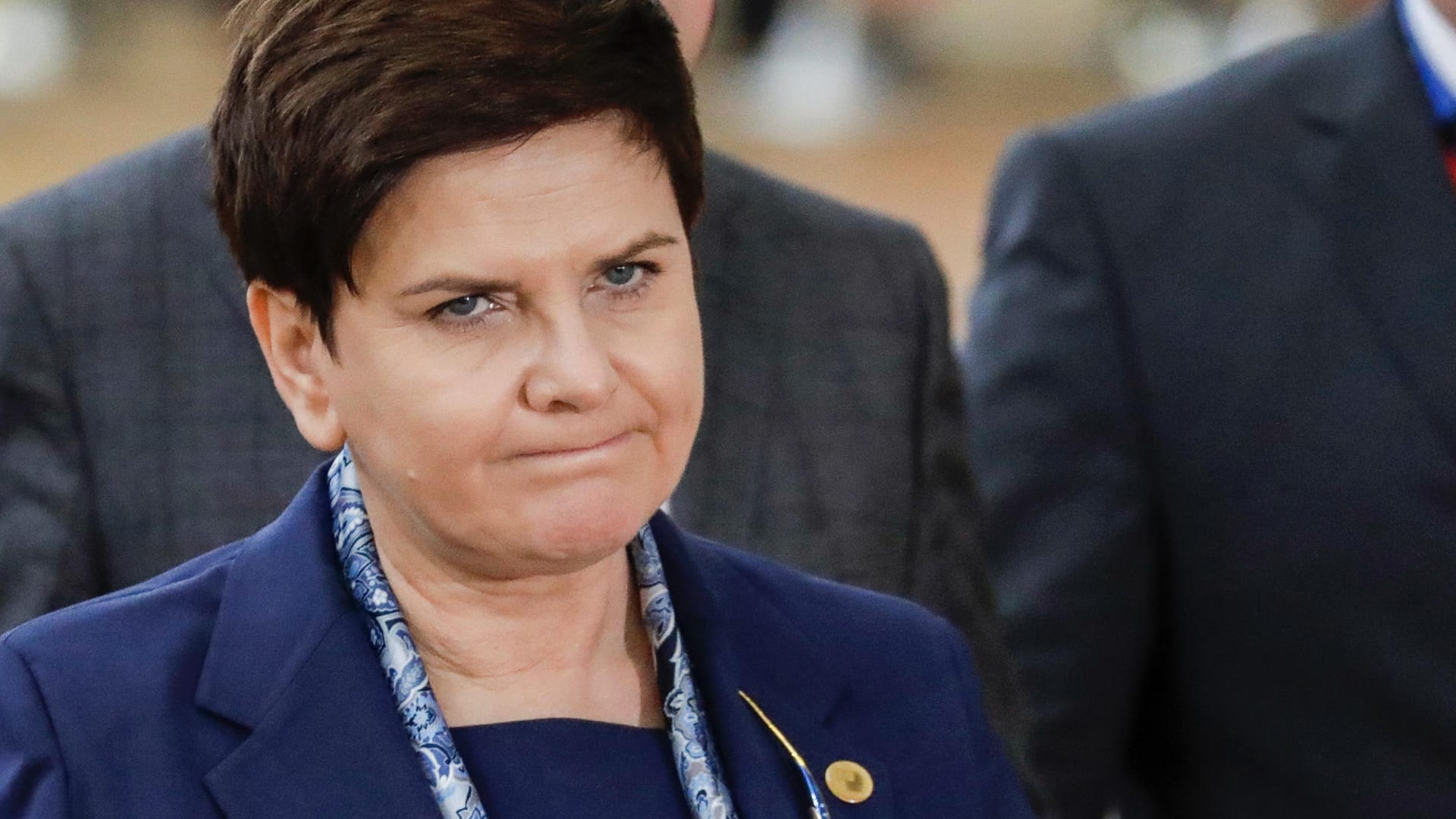 Die polnische Ministerpräsidentin Beata Szydlo kam offensichtlich nicht bester Laune zum EU-Gipfel nach Brüssel. Die polnische Ministerpräsidentin Beata Szydlo kam offensichtlich nicht bester Laune zum EU-Gipfel nach Brüssel.