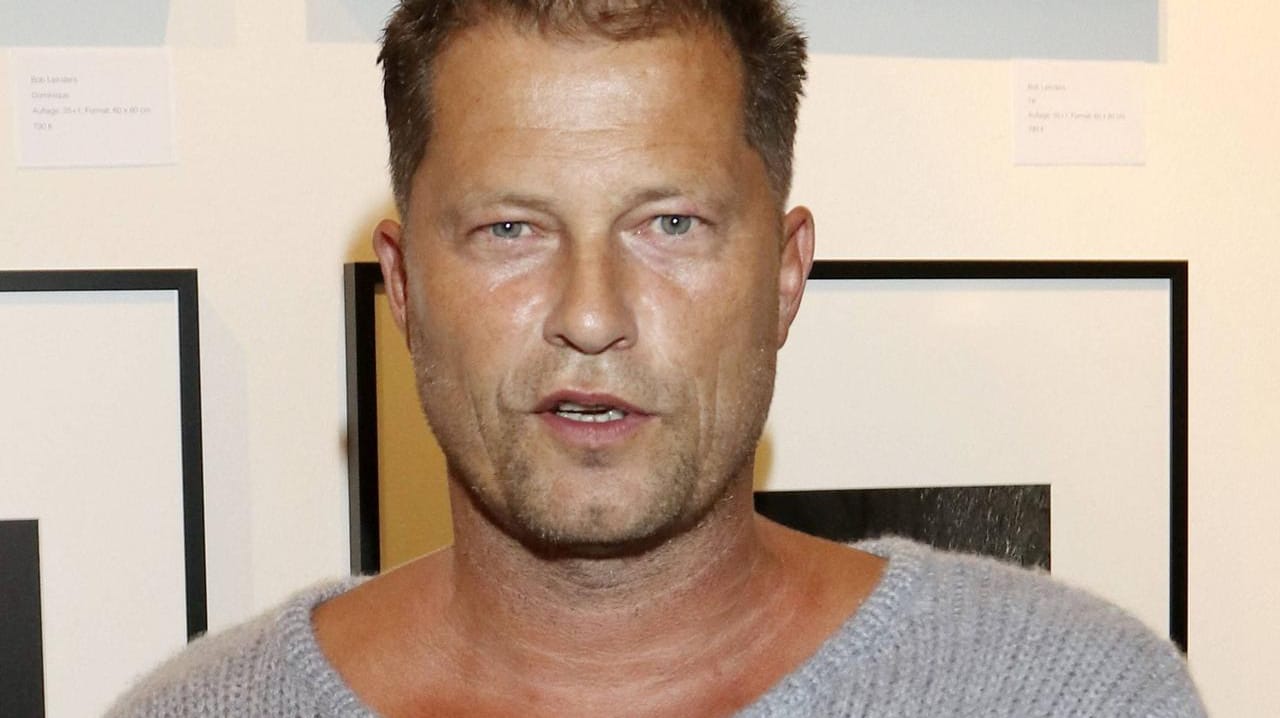 Til Schweiger verschiebt den Dreh für das Remake von "Honig im Kopf" auf 2018. Til Schweiger verschiebt den Dreh für das Remake von "Honig im Kopf" auf 2018.