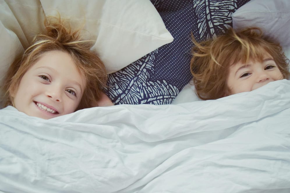 Auswärts schlafen: Kinder mögen es, bei einem Freund zu übernachten.