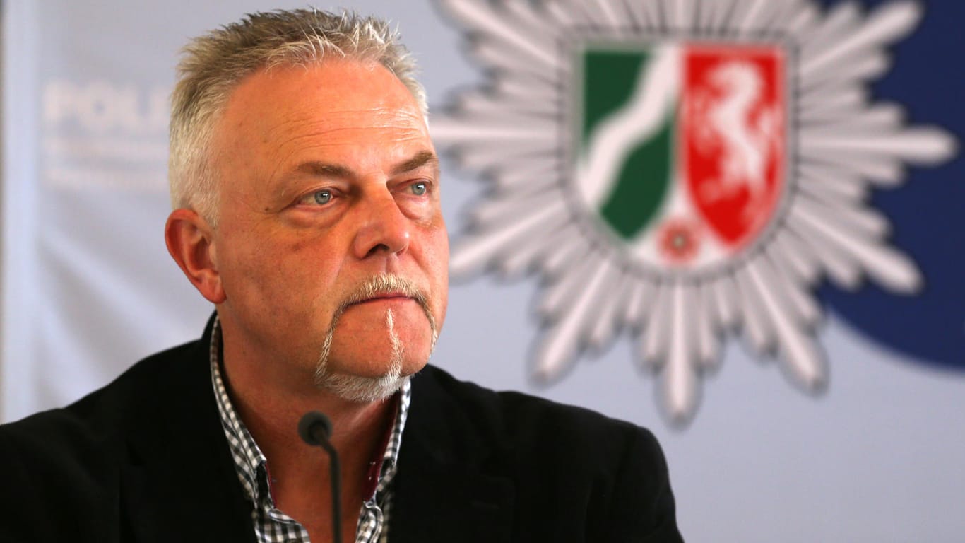 Klaus-Peter Lipphaus, Leiter der Mordkommission Bochum, beschreibt den mutmaßlichen Täter Marcel H. als "eiskalt und emotionslos".