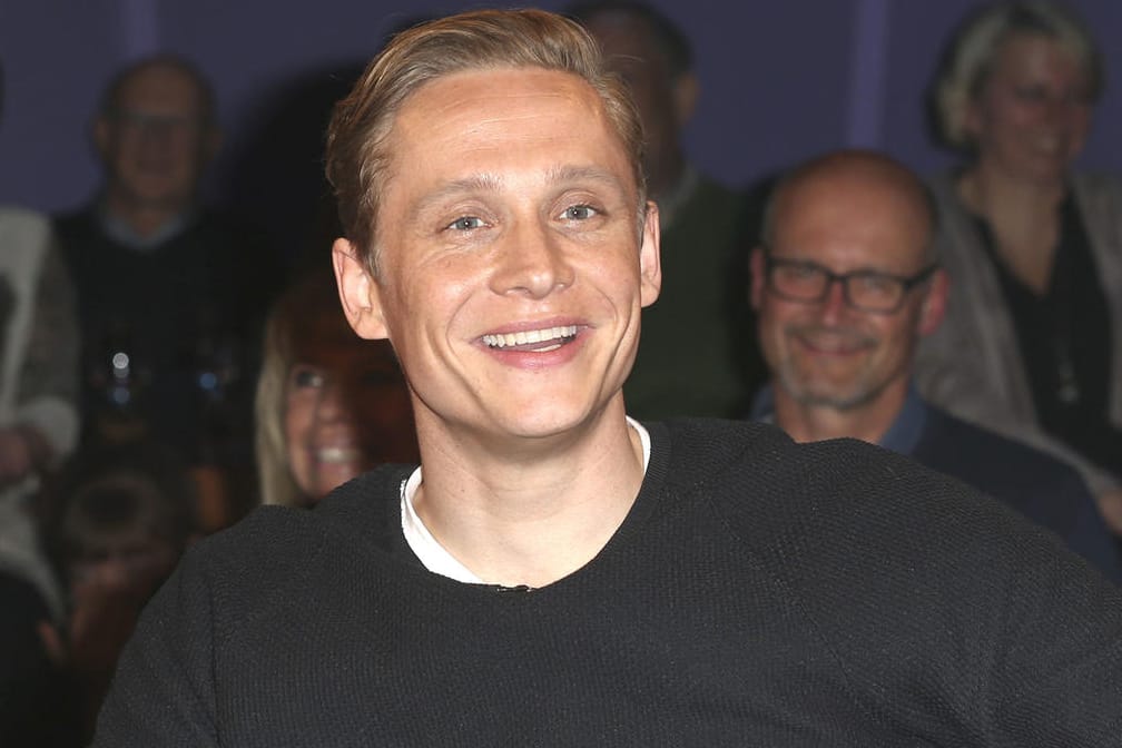 Matthias Schweghöfer nimmt sich eine kleine Auszeit