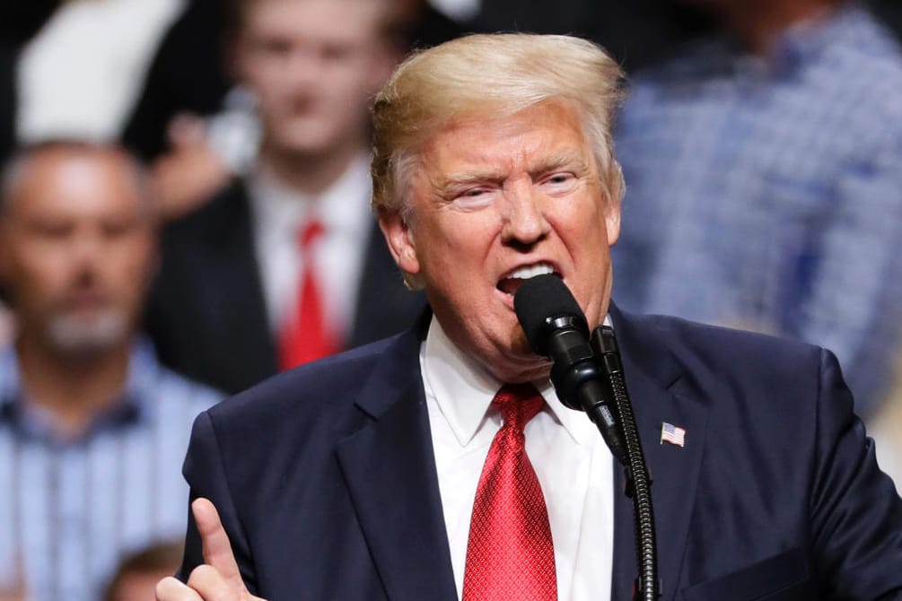 US-Präsident Donald Trump lässt sich durch die Ergebnisse des Geheimdienstausschusses nciht beirren.