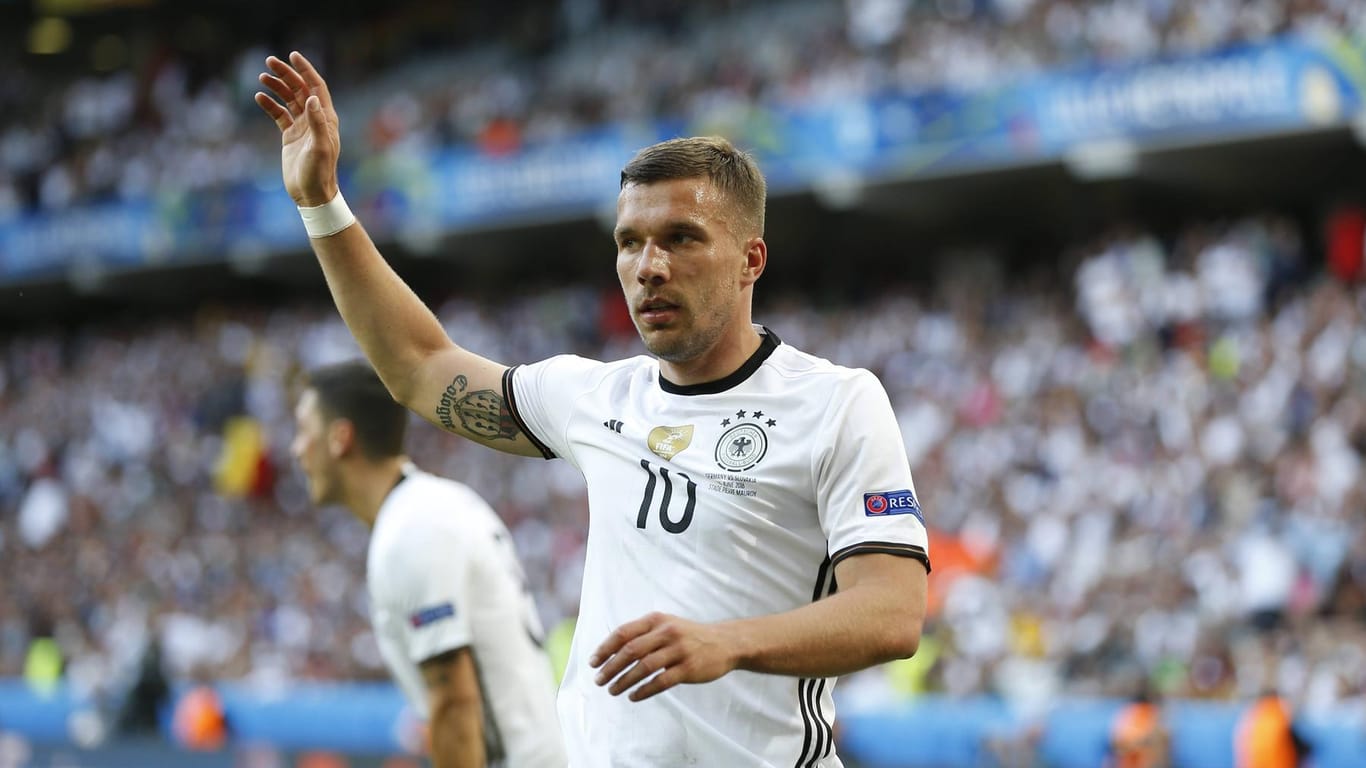 Lukas Podolski verabschiedet sich gegen England aus der Nationalmannschaft.