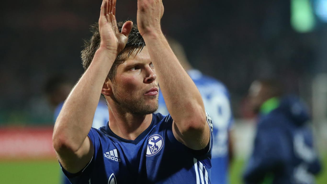 Schalke-Stürmer Klaas-Jan Huntelaar freut sich auf die Partie gegen seinen Ex-Klub.