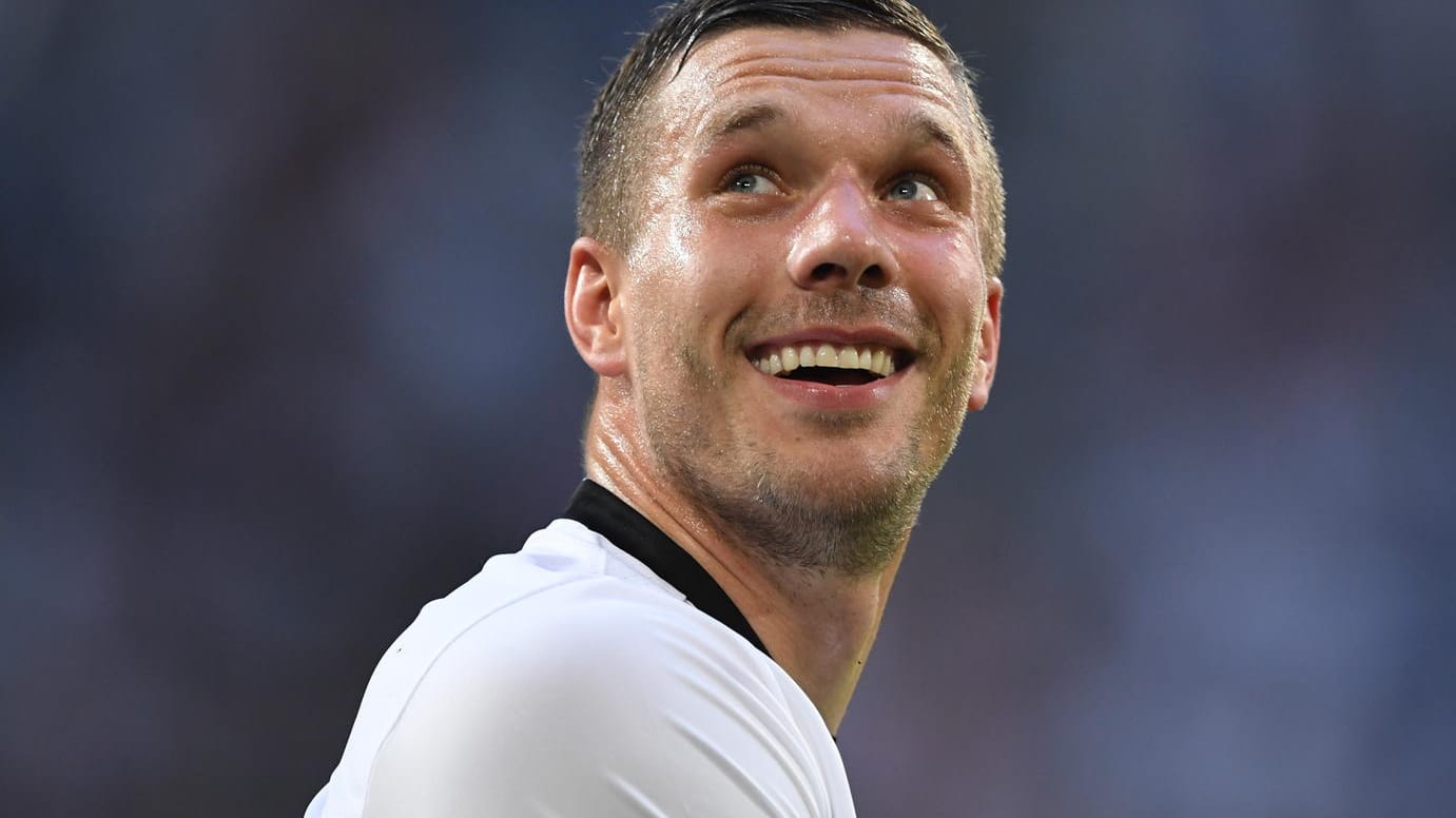 Lukas Podolski weiß noch nicht, wie er am Mittwoch reagieren wird.