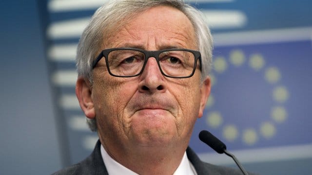 Jean-Claude Juncker glaubt nicht an eine Aufkündigung des Flüchtlingspakts: "Ich bin diesen Drohungen entwachsen. Jean-Claude Juncker glaubt nicht an eine Aufkündigung des Flüchtlingspakts: "Ich bin diesen Drohungen entwachsen.