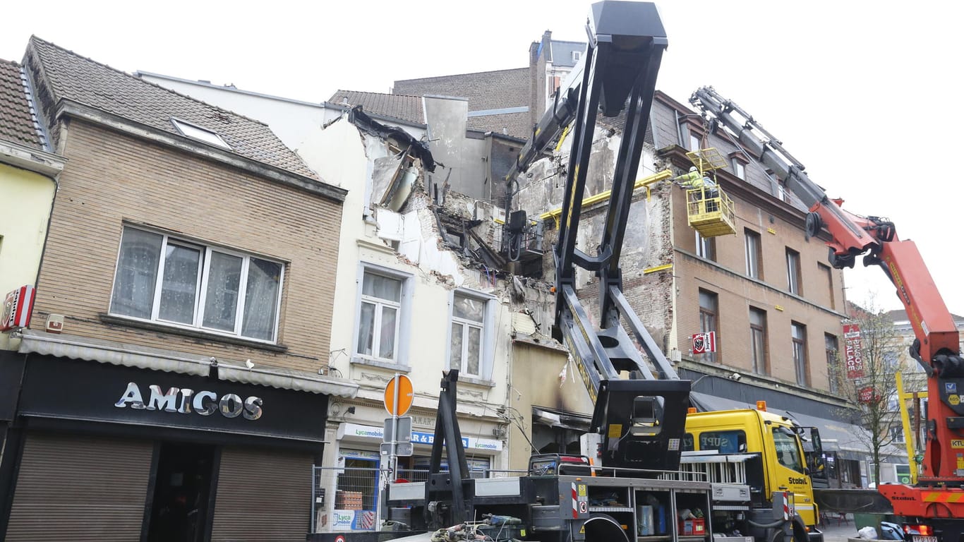 Das zerstörte Haus einen Tag nach der Gasexplosion in Brüssel.