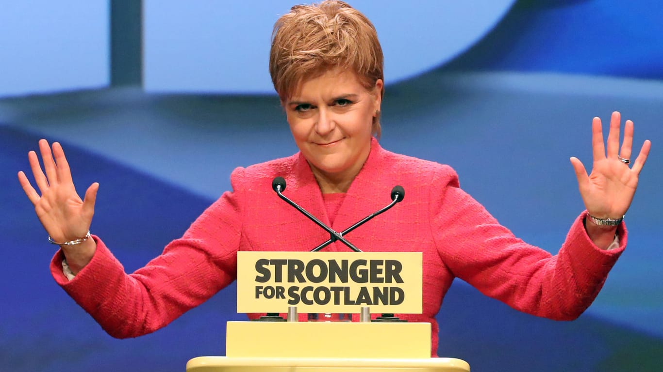 Nicola Sturgeon auf dem Frühlingsparteitag der Schottischen Nationalpartei SNP