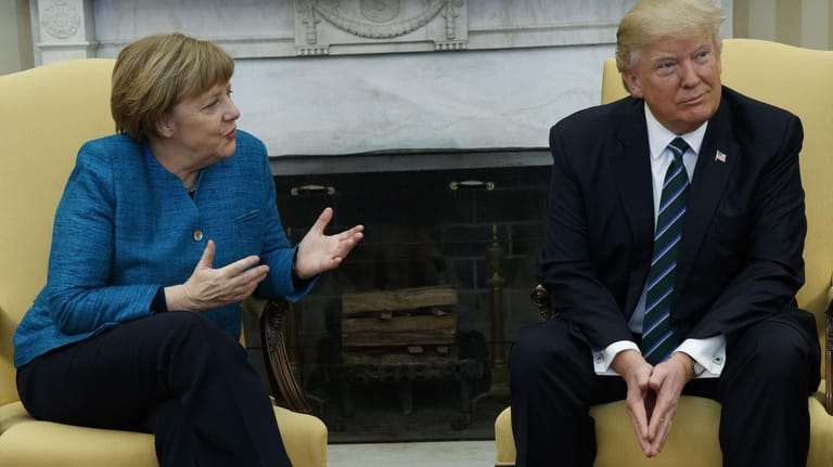 Kanzlerin Angela Merkel und US-Präsident Donald Trump bei ihrem Treffen im Oval Office im Weißen Haus.