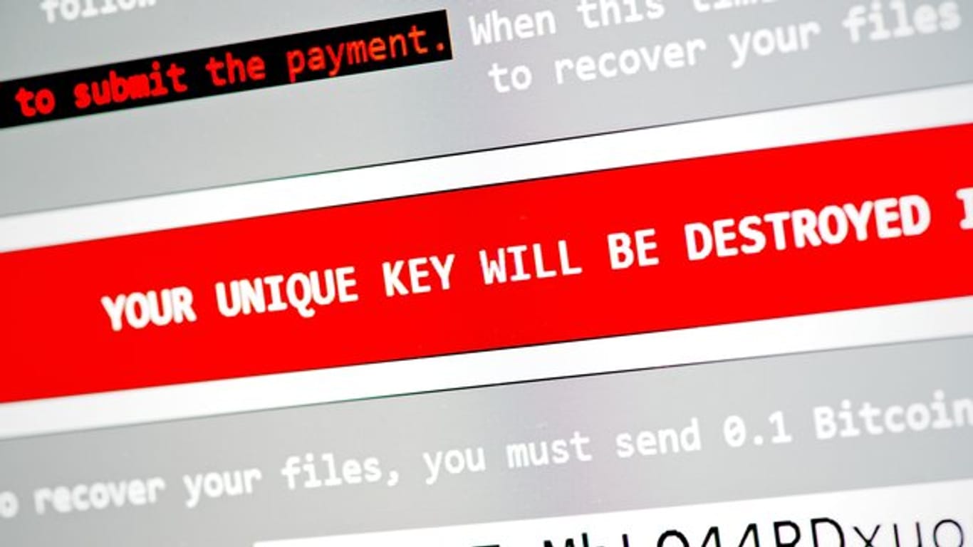 Ransomware schleicht sich getarnt auf den Rechner und verschlüsselt dann die Dateien des Nutzers.