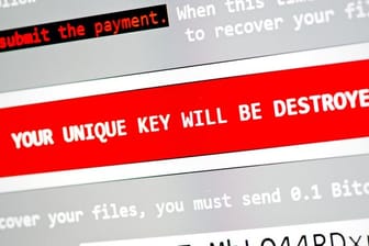 Ransomware schleicht sich getarnt auf den Rechner und verschlüsselt dann die Dateien des Nutzers.