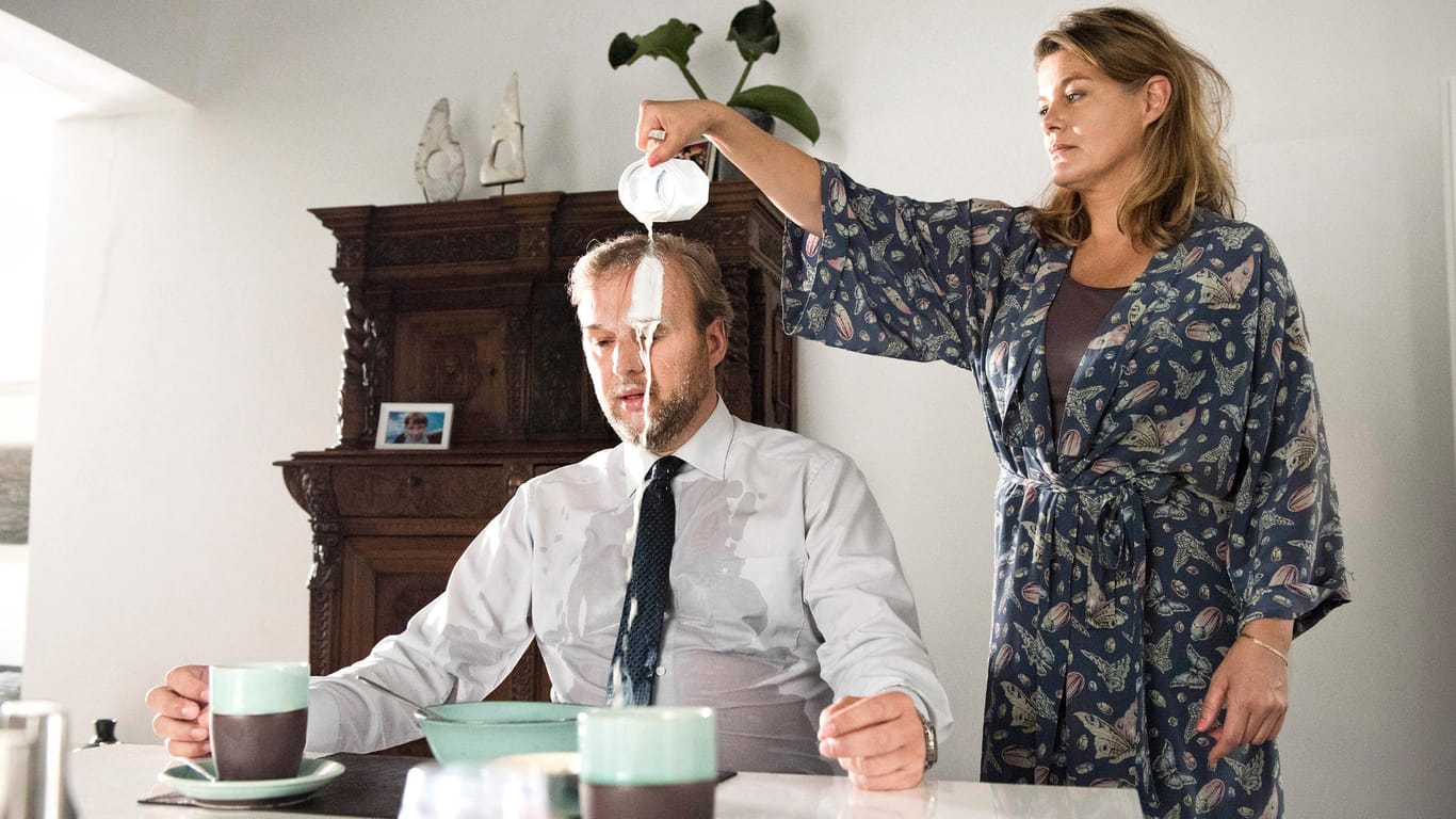 In der Ehe von Anne (Birge Schade) und Frank Möbius (Stephan Grossmann) ist keiner wirklich glücklich.