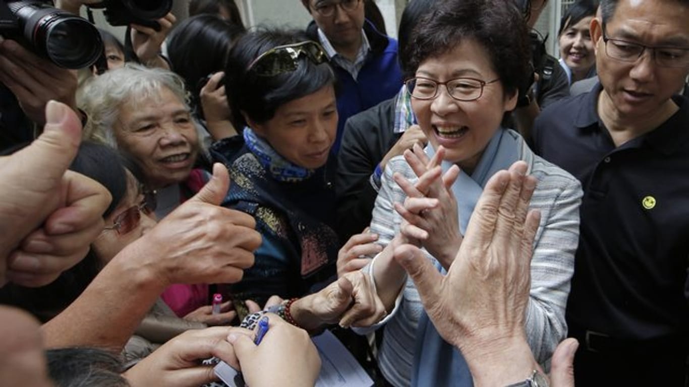 Carrie Lam, die bisherige Verwaltungschefin von Hong Kong, bei einer Wahlkampfveranstaltung.