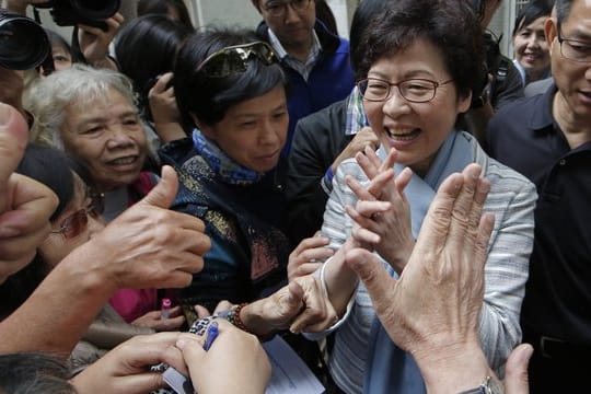 Carrie Lam, die bisherige Verwaltungschefin von Hong Kong, bei einer Wahlkampfveranstaltung.