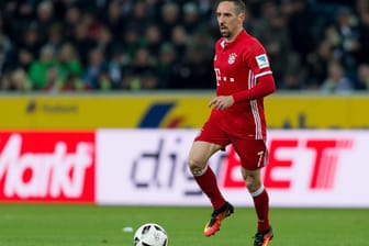 Ribéry kam 2007 von Olympique Marseille zum FC Bayern. Er hat noch einen Vertrag bis Sommer 2018.