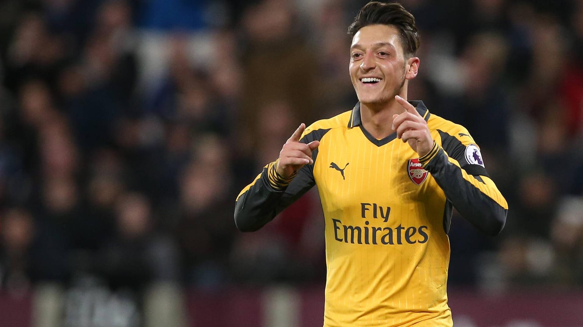 Mesut Özil spielt seit 2013 für die "Gunners".