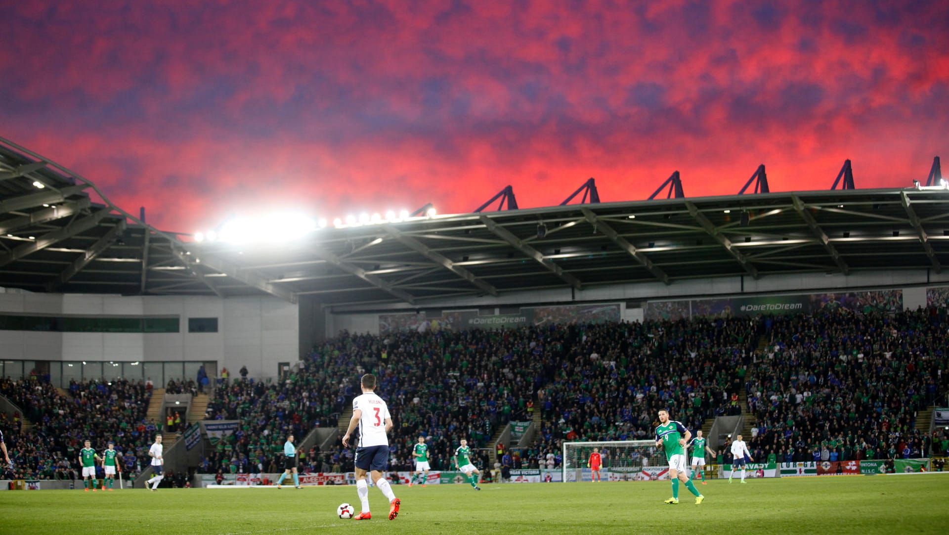 In Belfast gab es auch einen spektakulären Sonnenuntergang zu bestaunen.