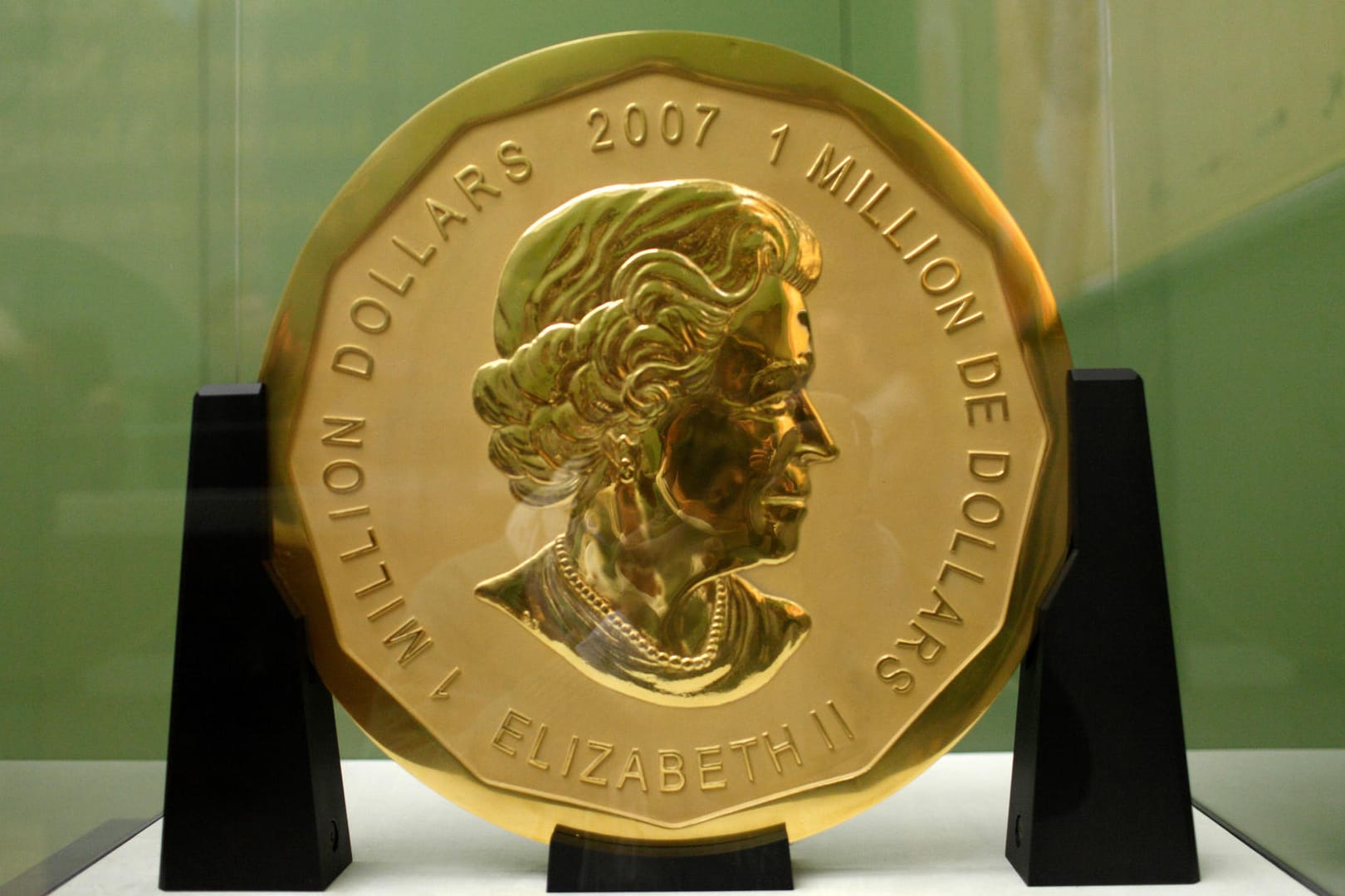 Diese Goldmünze haben Unbekannte von der Berliner Museumsinsel entwendet.