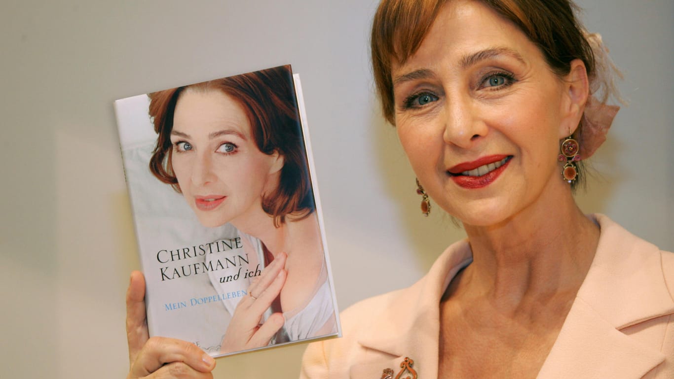 Christine Kaufmann war nicht nur als Schauspielerin, sondern auch als Autorin tätig.
