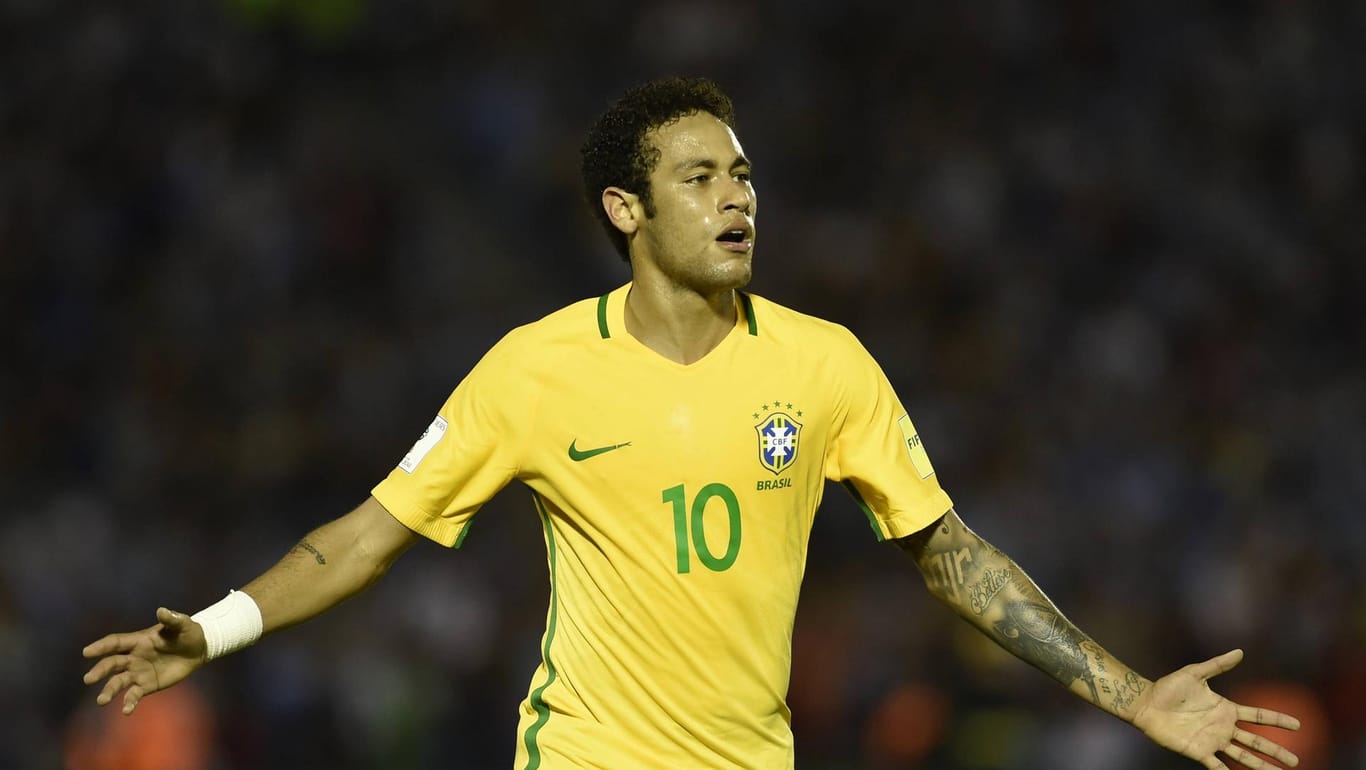 Der 25-jährige Neymar feierte sein Debüt am 10. August 2010 und hat bereits 75 Länderspiele (51 Tore) für den Rekordweltmeister bestritten.