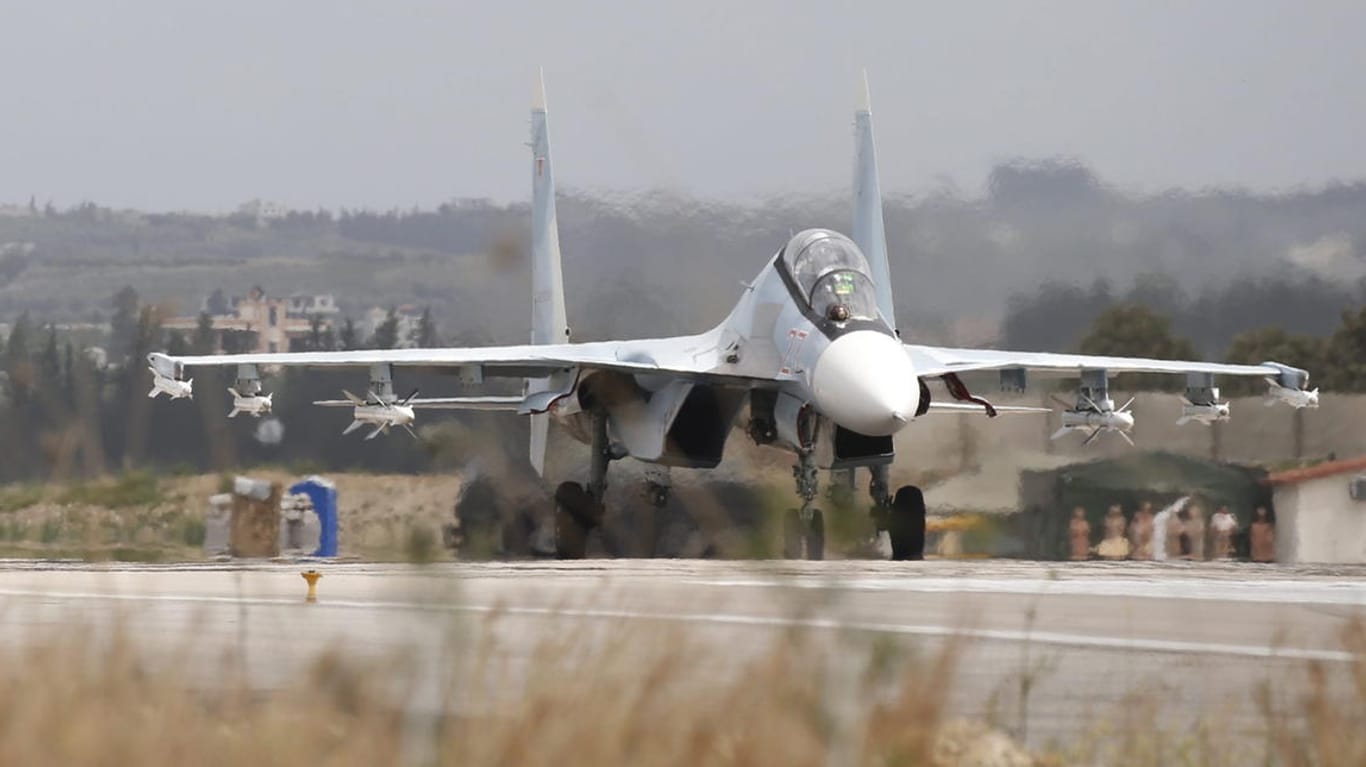 Russische Kampfjets sind in Syrien etwa in der Provinz Latakia stationiert.